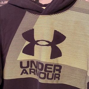 Boys under armor hoodie